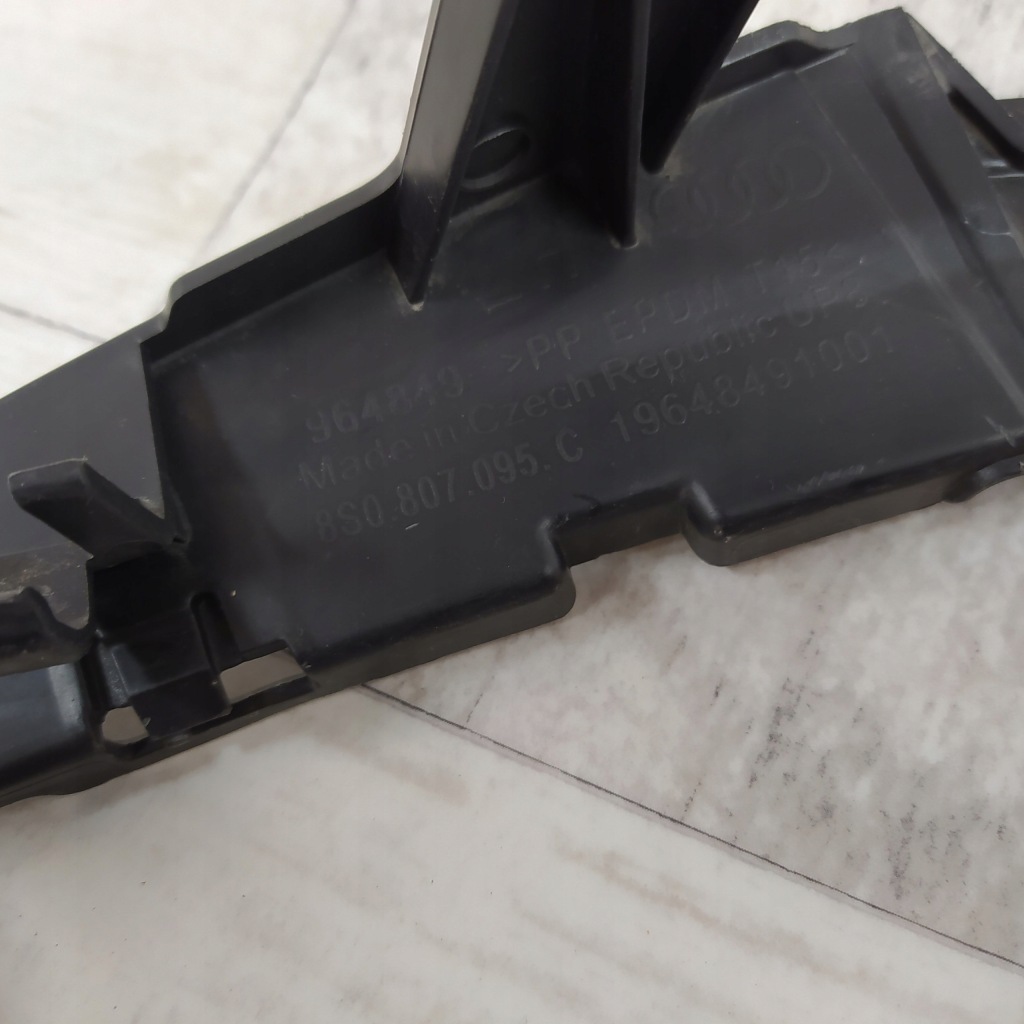 фото №6, Audi tt s напрямна кронштейн бампера ліва 8s0807095c