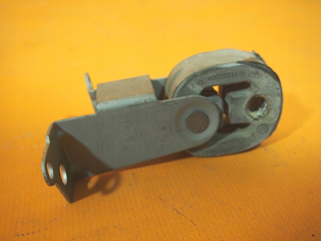 фото №8, Audi a5 8t кронштейн выхлоп резиновый элемент 8k0253144e 14km