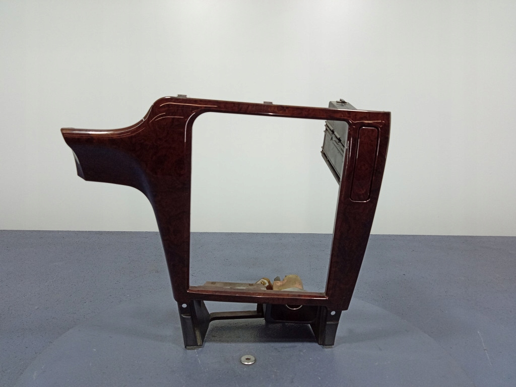 фото №1, Subaru legacy iii be bh рамка середня радіо dekor