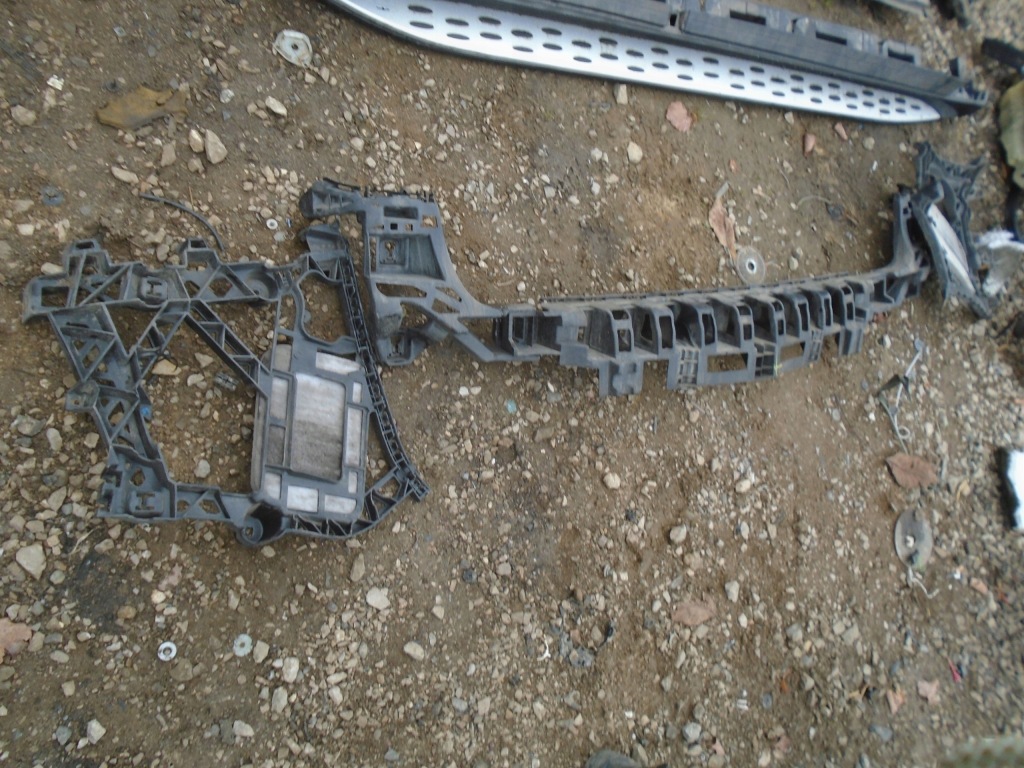 фото №1, Mercedes x164 gl направляющая бампера задняя 14r комплект