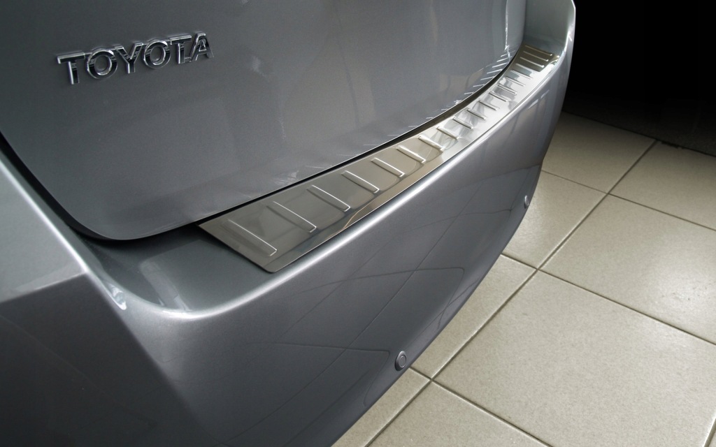 фото №3, Молдинг na бампер toyota verso 5d 2009-2013