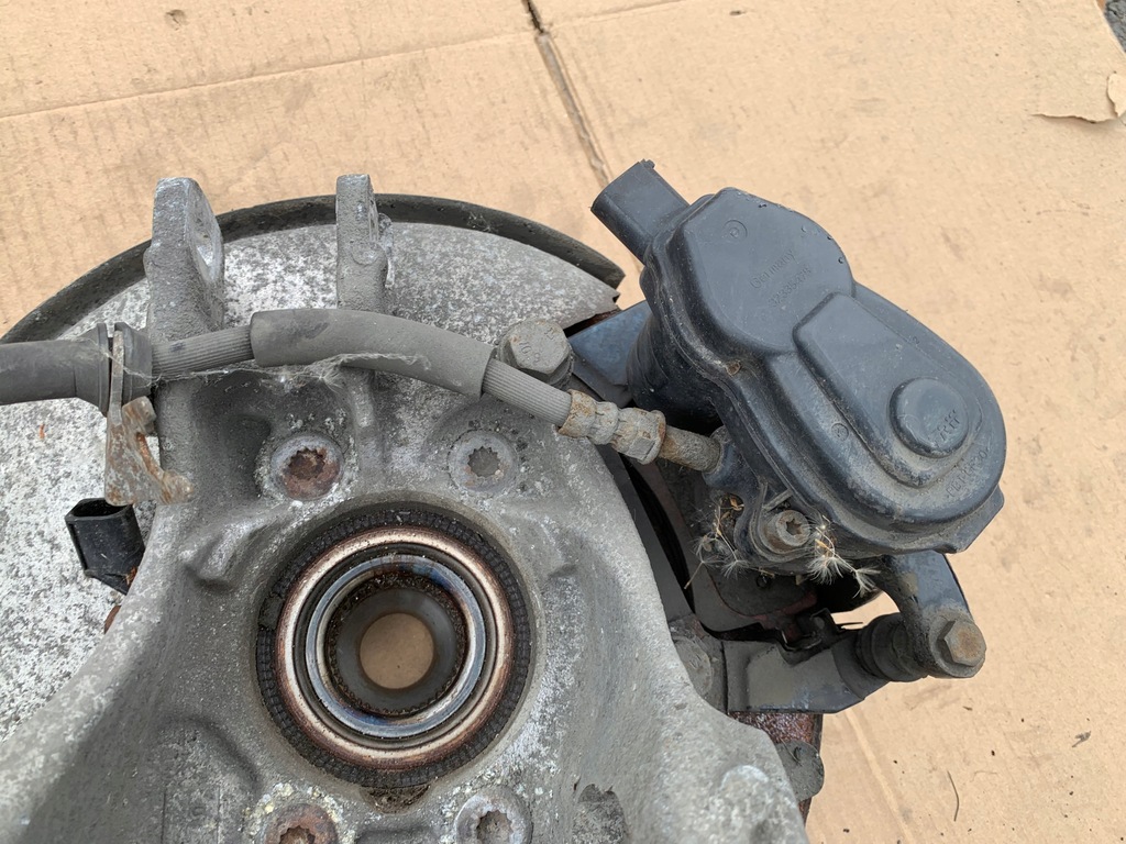 фото №4, Поворотный кулак задняя задняя левая audi a5 s5 8t оригинал исправна