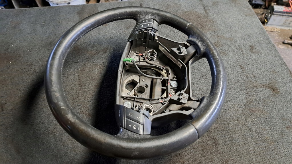 фото №4, Volvo xc90 i v70 ii s60 i xc70 воздуховод кожа мультифункция europa kpl.