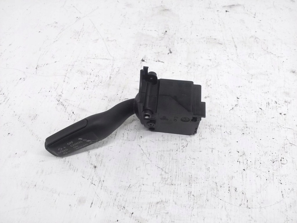 фото №1, Audi q7 4l 2012 рычаг / переключатель круиз-контроль