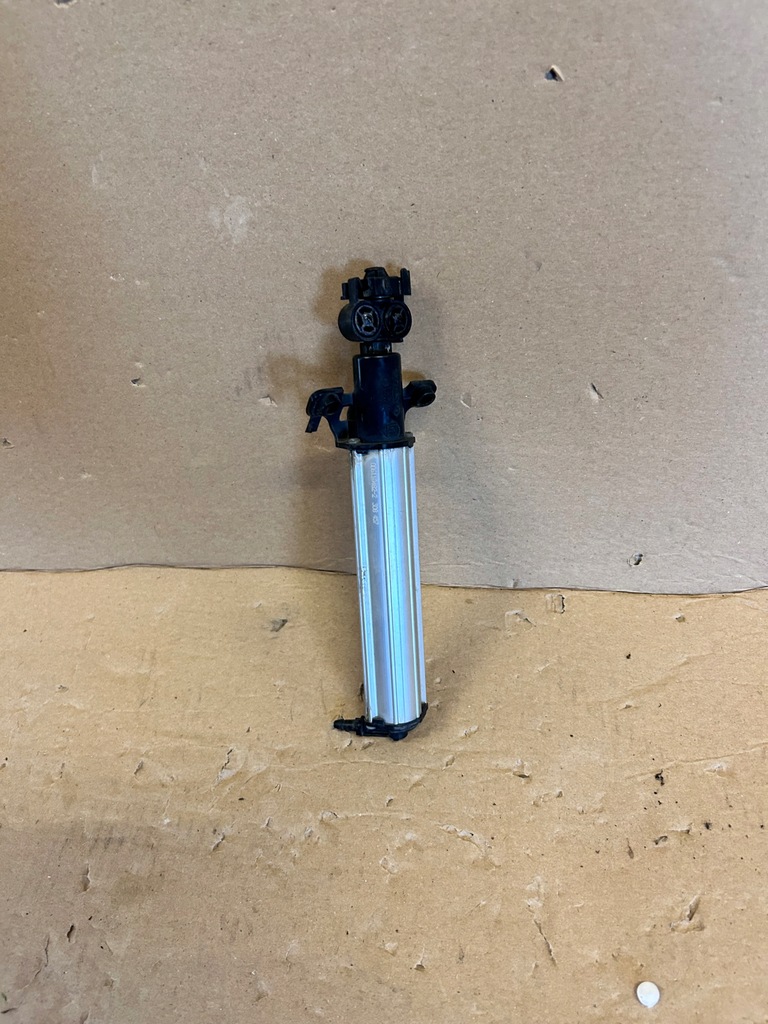 фото №1, Насадка распылителя фара volvo v60 i lift