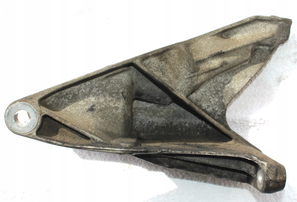 фото №1, Кронштейн, кронштейн двигуна, 7e0199343b, vw transporter t6