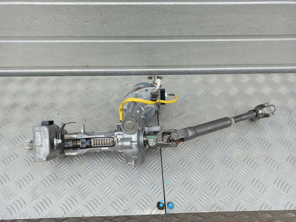 Toyota yaris iv cross колонка кермова підсилювач 45250-k0050 в Україні