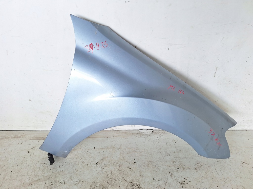 фото №1, Mercedes ml w164 05-08 крила правий