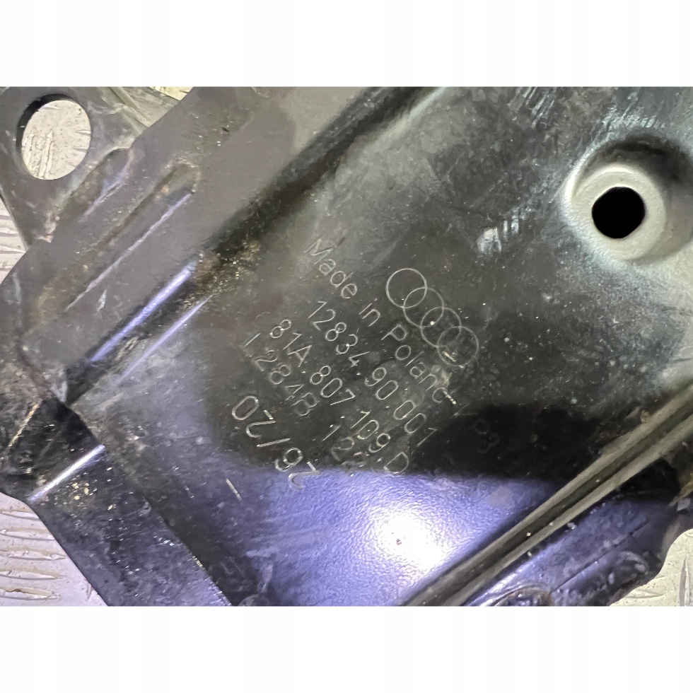 фото №10, Audi q2 - 2020 поперечина бампера передний