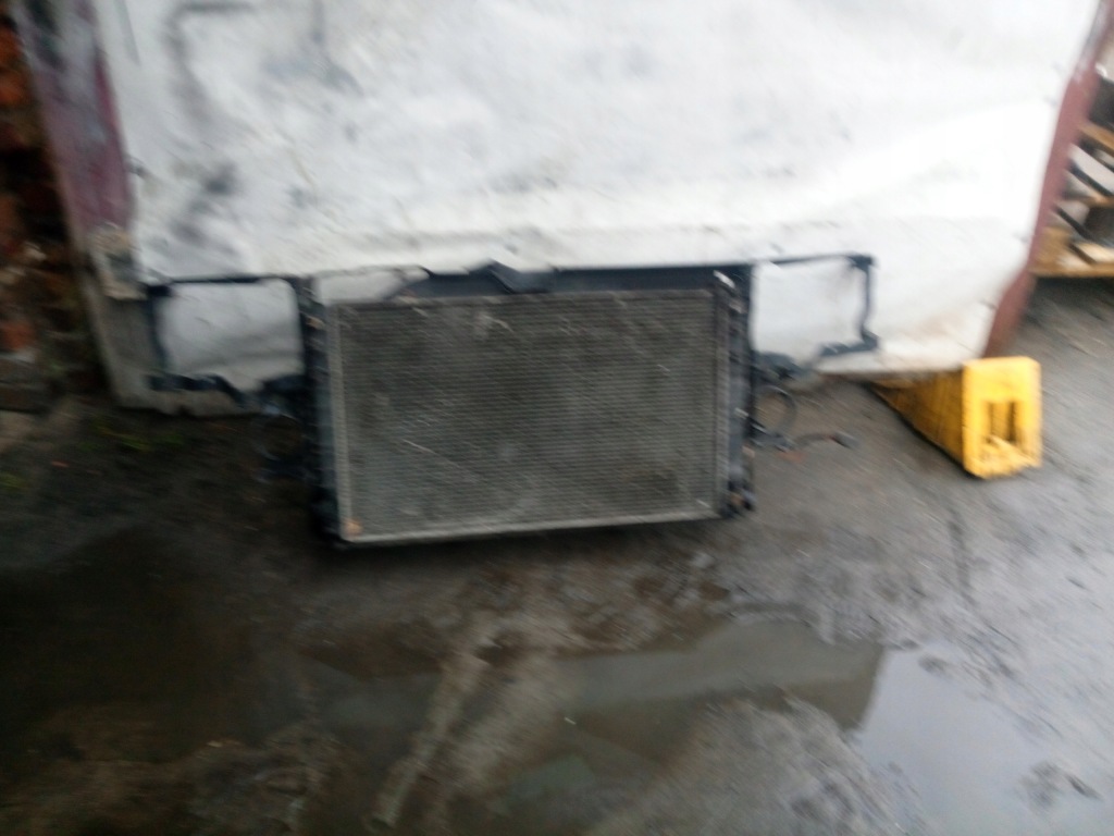 фото №1, Audi a8 d2 4.2 pas передний усилитель радиатор