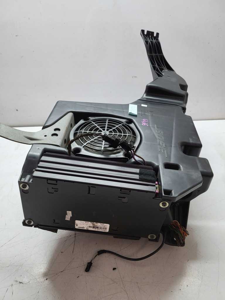 Mercedes c w203 динамік сабвуфер підсилювач bose 2038203102 2038201589 Недорого