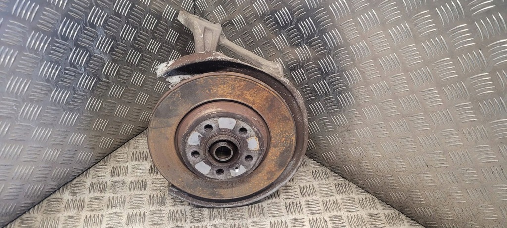 фото №10, Audi q5 sq5 2011 задня сторона права ступиця колеса заднього