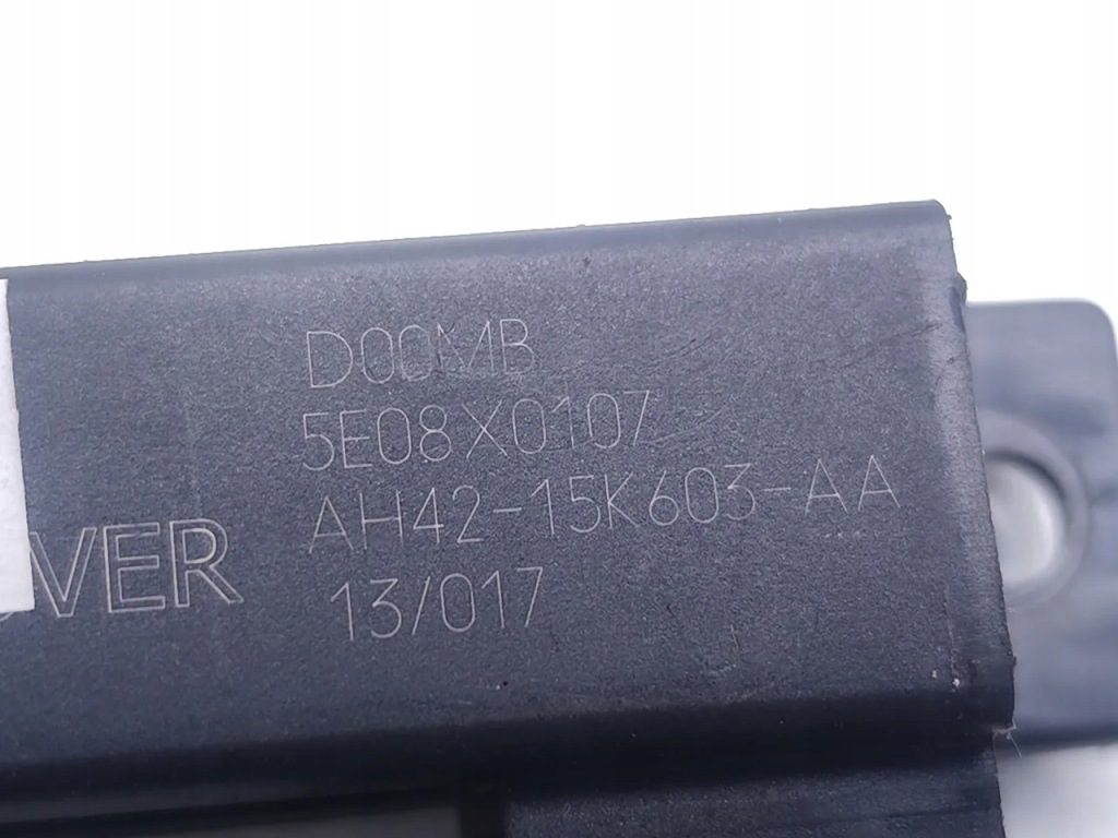 фото №7, Land rover range rover sport антенна внутренняя 2013 suv 4/5dr 5e08x0107