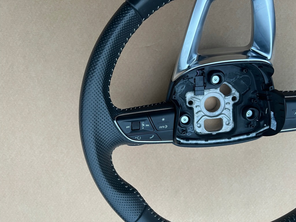 фото №7, Audi q7 4m s-line воздуховод ручка лепестки переключения кожа