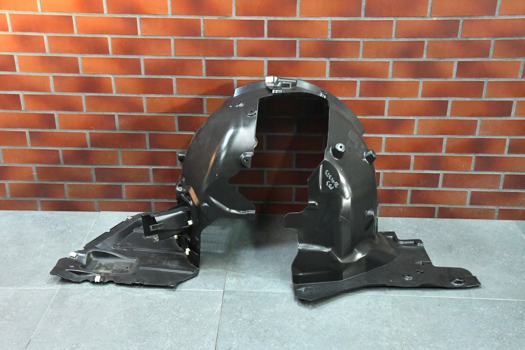 Купити Підкрилок праве перед захист bmw m8 f91 f92 f93 m-power 1km