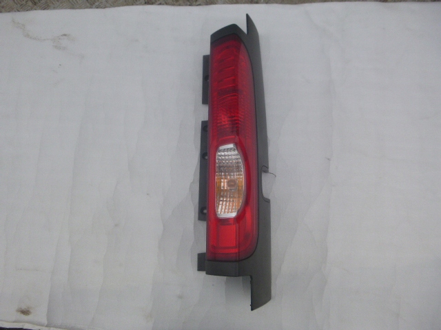 фото №1, Лампа права задня trafic vivaro primastar lift