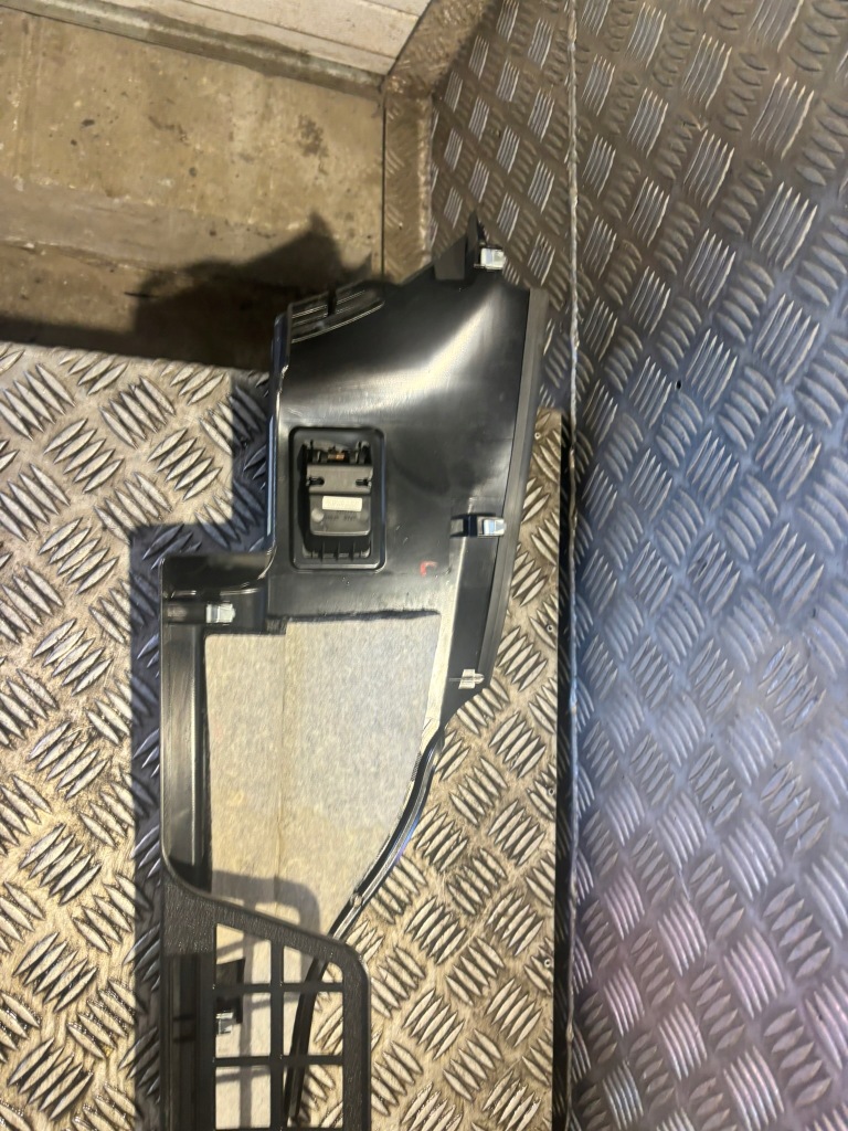 Bmw 3gt f34 обшивка багажника 51477295591 Недорого