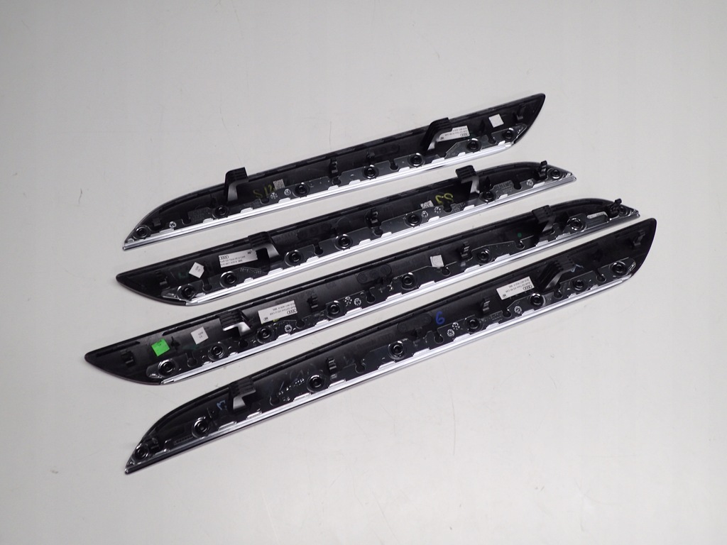 фото №10, Audi q3 rs 8u молдинг dekor дверь карбон kpl 8u0867409h 410h 419h 420h