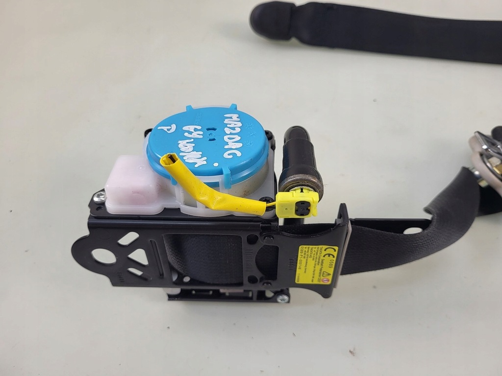 фото №8, Mazda 6 iii gl gj 2gi lift pas безопасности правый перед передний 18r-