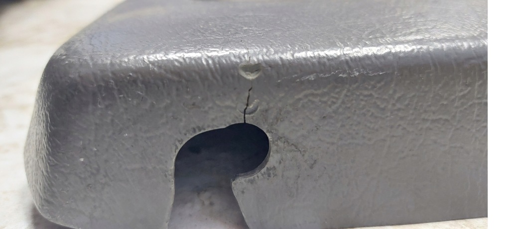 фото №6, Шторка полка багажника volvo 850