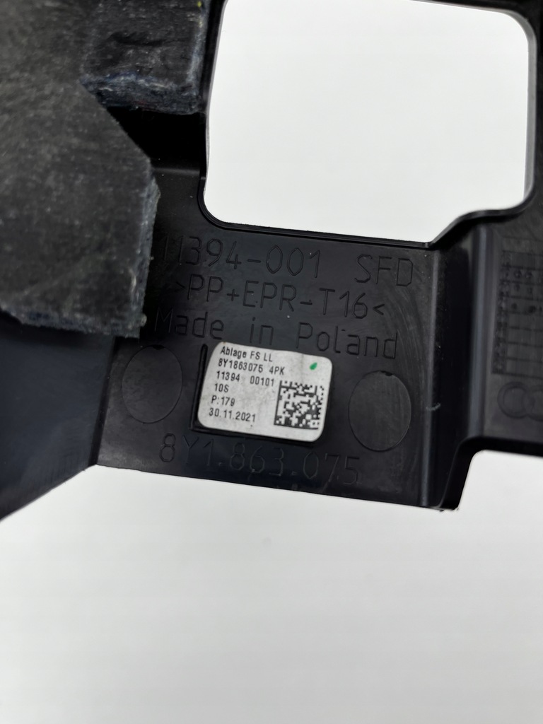 фото №9, Audi a3 8y бардачок водія захист колонки europa 8y1863075