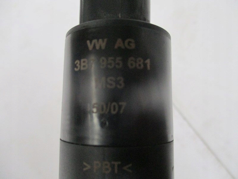 фото №2, Помпа розпилювача фари 3b7955681 golf