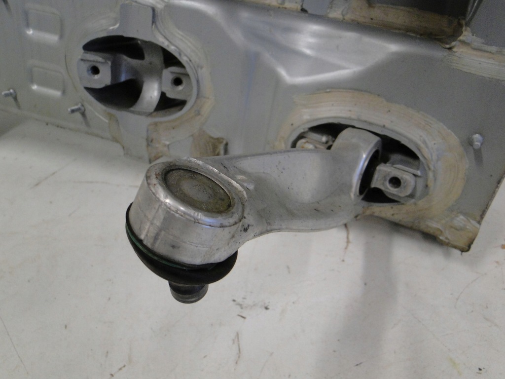 фото №4, Mercedes sl r232 232 рычаг левый верхний