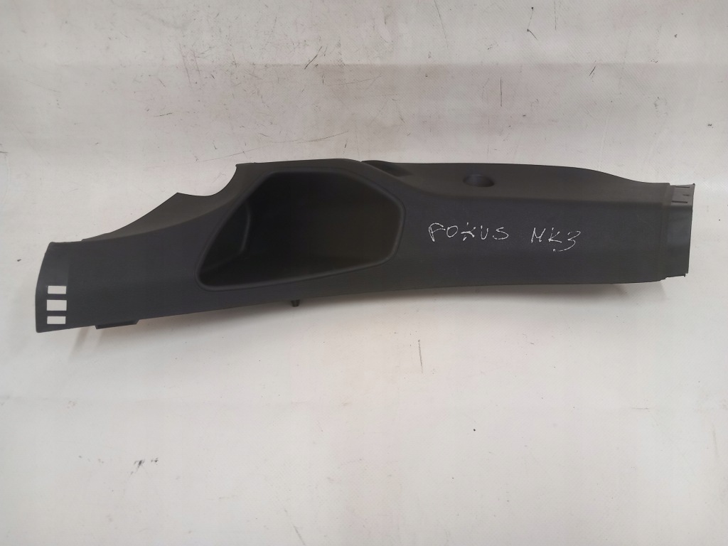 Накладка стойка левое  задняя ford focus mk3 kmiii Доставка