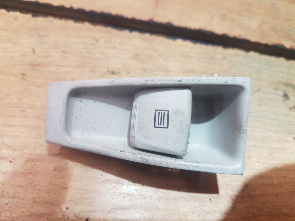 фото №1, Перемикач люк mercedes w213