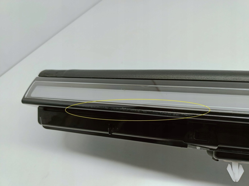 Tesla model y juniper 25- лампа накладка молдинг led бампера перед 203829496c Цена