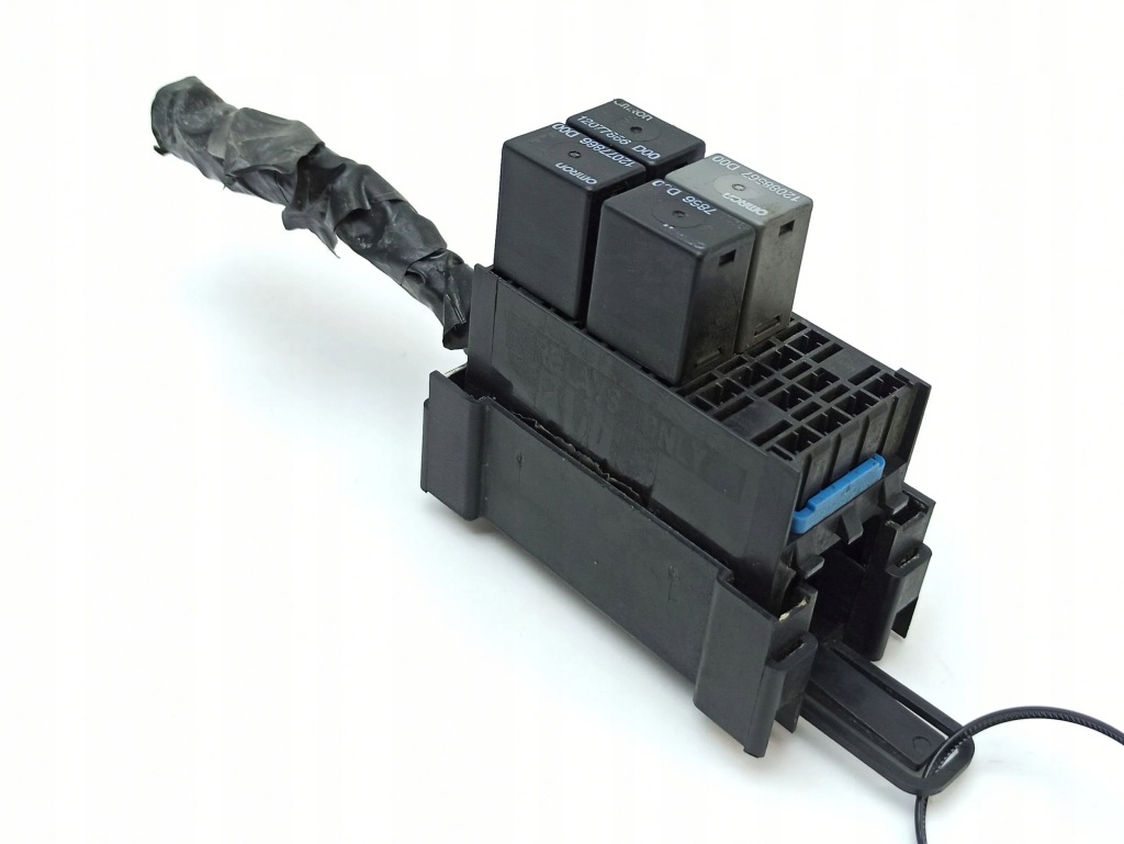 Коробка реле комплект cadillac sts seville 12077866 в Украине