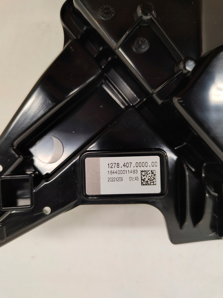 фото №11, Bmw xm g09 2023- лампа задня led ліва комплект