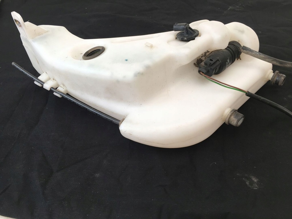 фото №4, Porsche boxter 986 96-04 бак омивача