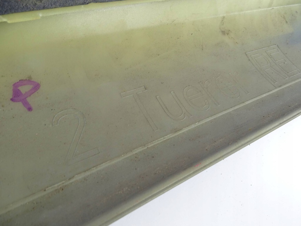 Поріг молдинг поріг права vw golf v gti r32 1k3853860d Недорого