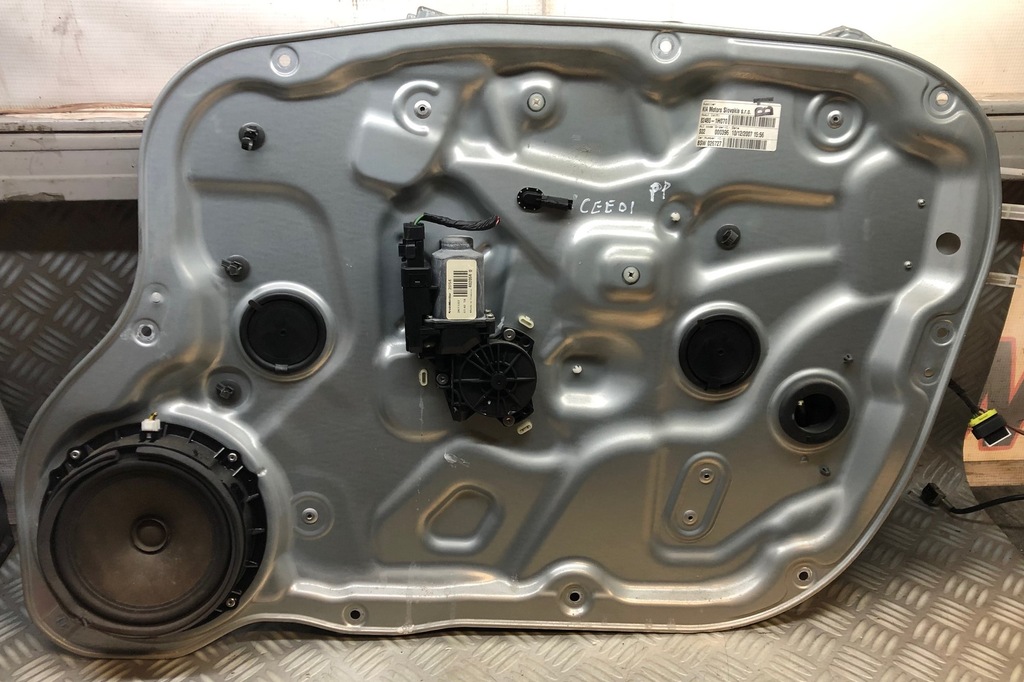 фото №1, Kia ceed i kombi механізм правий перед