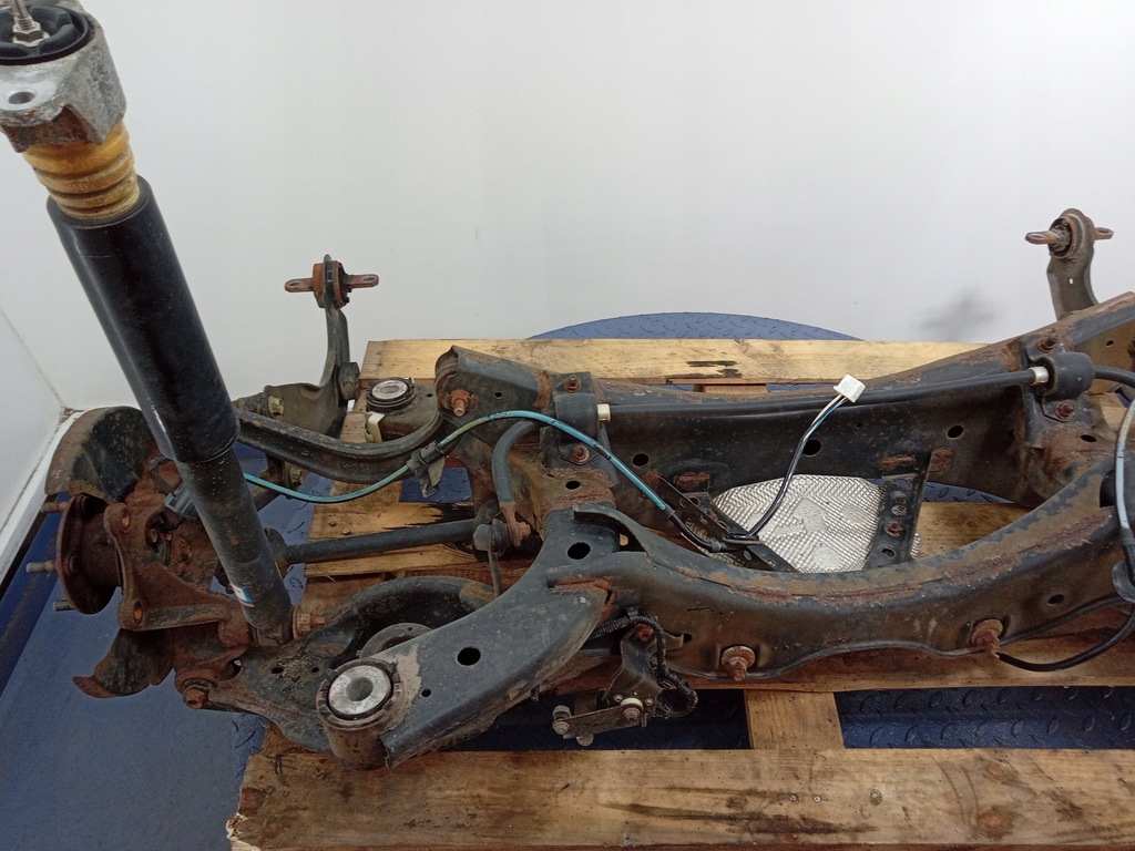 фото №7, Mazda 6 iii gj sedan 12- балка подрамник подвеска задняя