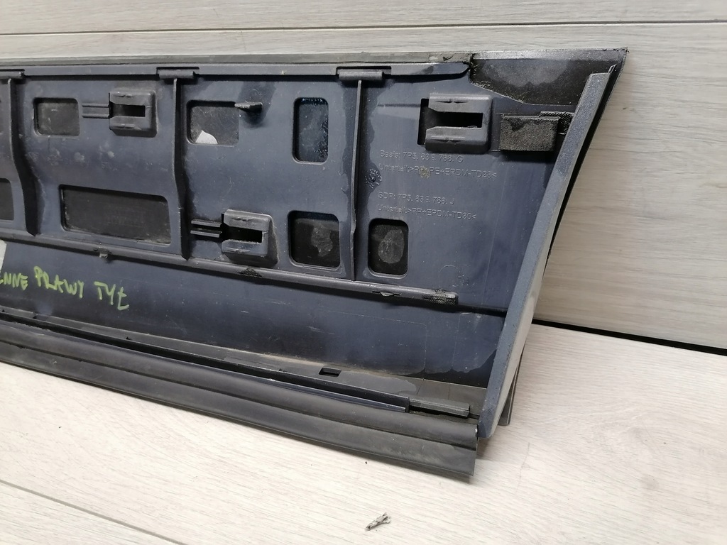 фото №11, Porsche cayenne молдинг двері правий задня 7p5839788g