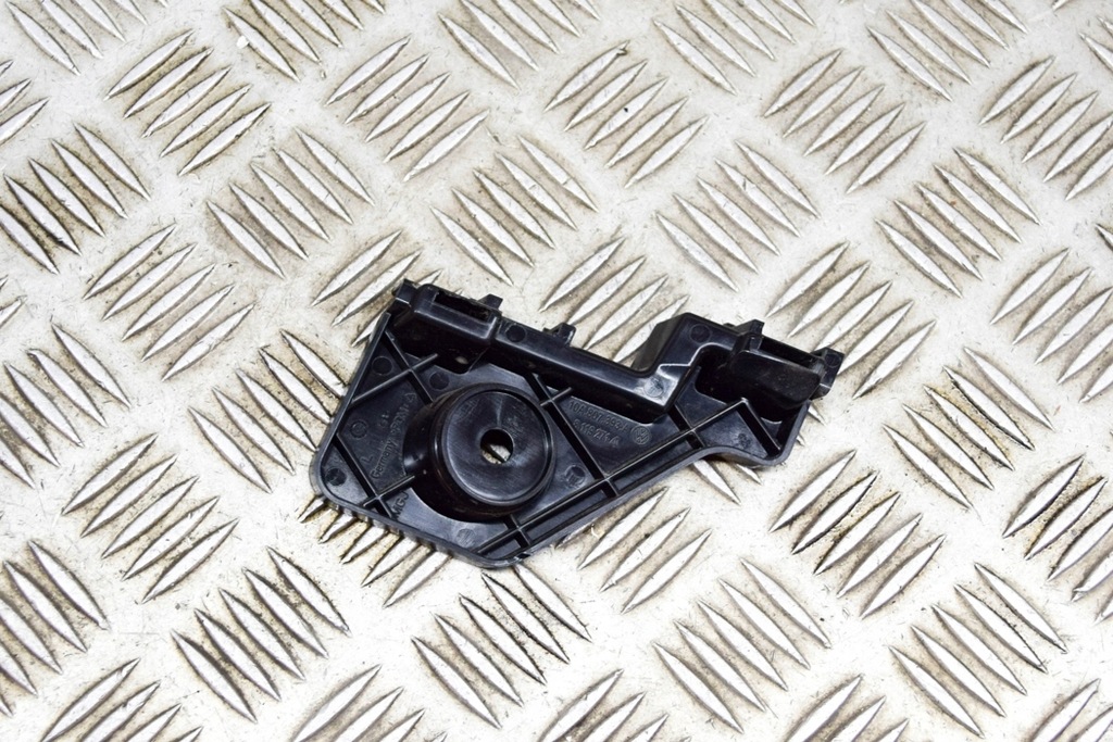 фото №6, Volkswagen id.3 e11 pro задній лівий кронштейн бампера 10a807393a 2022