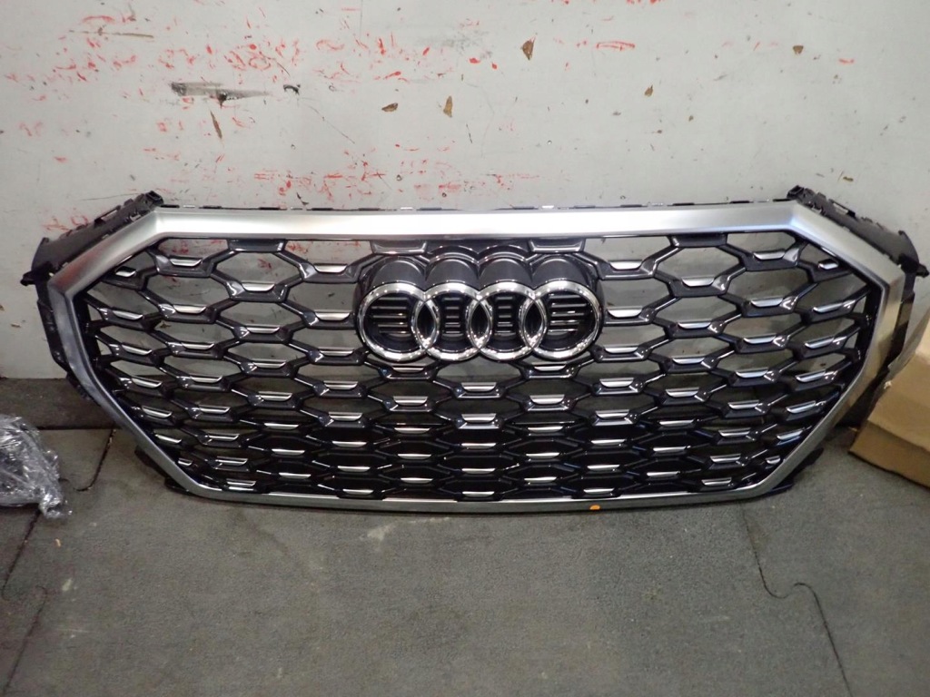 фото №1, Решётка радиатора audi q3 ii 2018- s-line nowa оригинал 83a853651