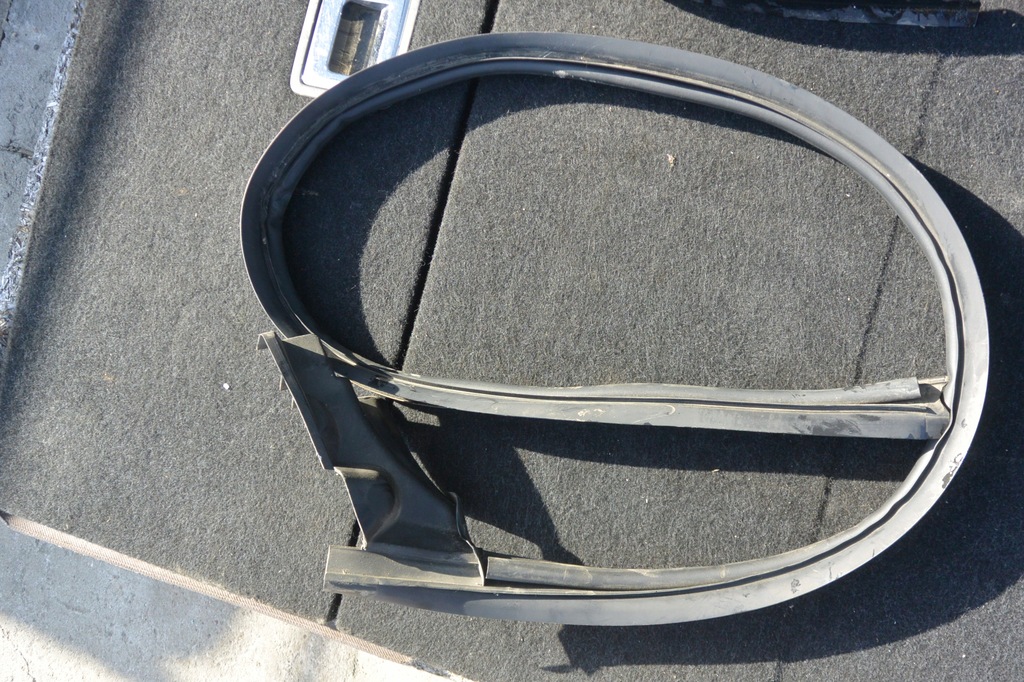 фото №2, Прокладка крыша правая левая kpl dacia renault duster ii