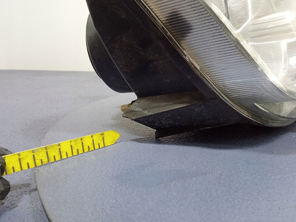 фото №8, Dacia duster i 10- фара правий лампа eu 260100067r