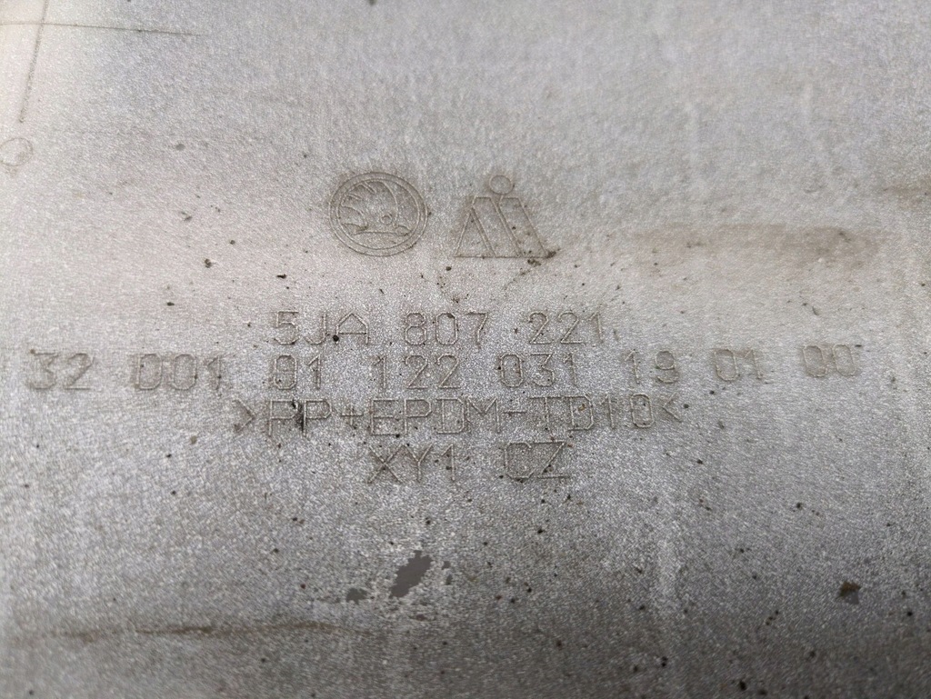 фото №16, Skoda rapid nh 2016 с передний бампер передний