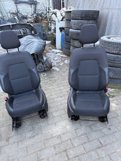 Купити Сидіння передній лівий правий do renault kangoo iii iv 22-25r