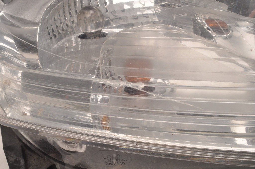 фото №7, Peugeot 3008 i лампа права передня правий перед eu 9682519080