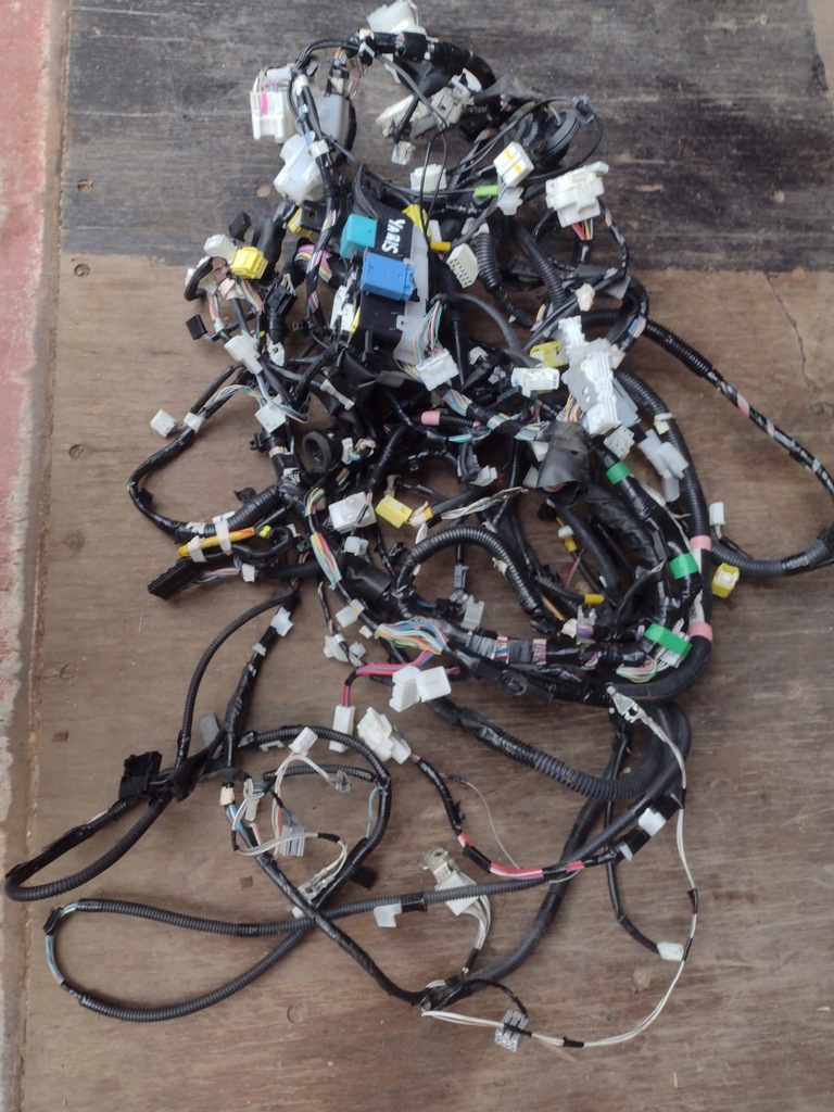 фото №4, Жгут салонная toyota yaris iii