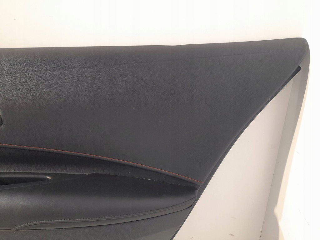 фото №8, Toyota corolla e21 / 2020 обшивка двері задній правий kombi et116