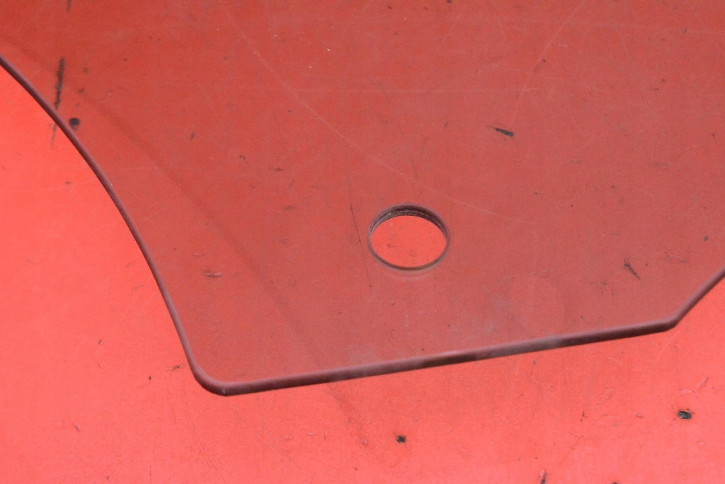 Скло бокове  ліва перед передня vw passat b8 універсал 14-20 Ціна