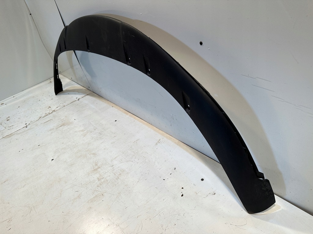 фото №9, Porsche taycan 9j1 спойлер накладка dół бампера перед спойлер