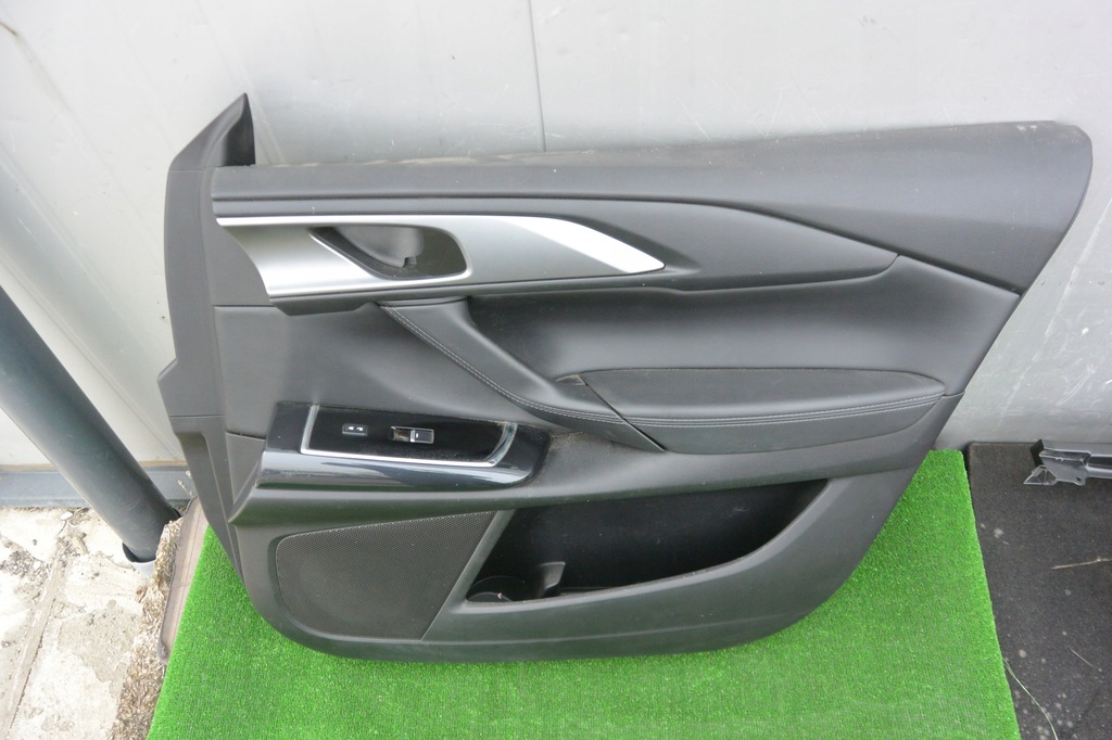 фото №9, Обшивка двері правий перед mazda cx9 ii eu