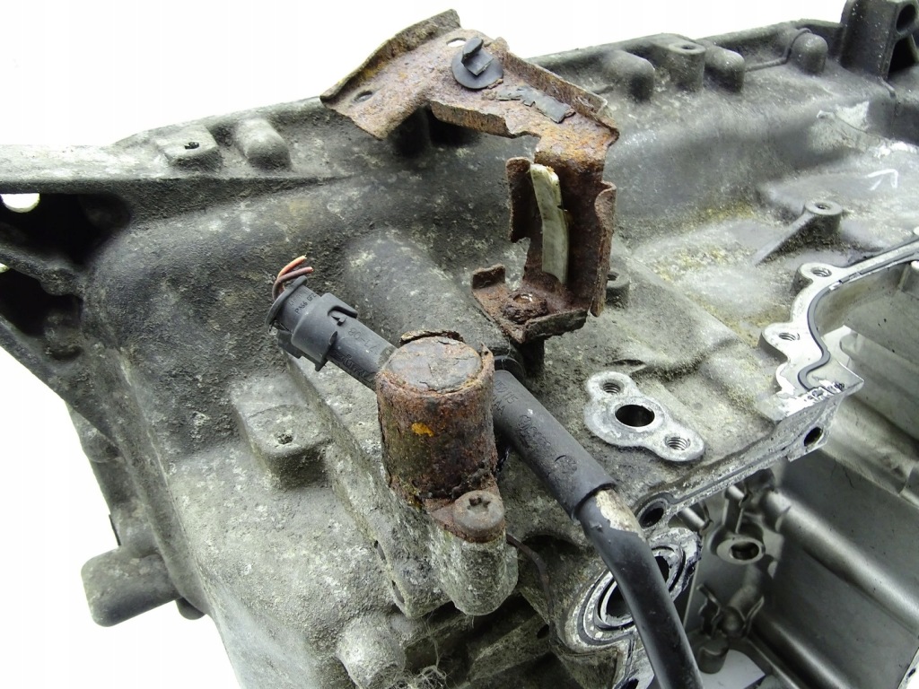Поддон масляная верхний audi a4 b8 a5 8t 2.7 tdi 059103603bh Доставка